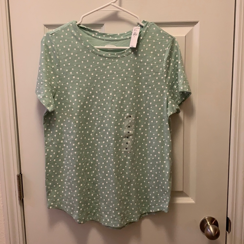 Old navy tee